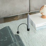 minimalistische metalen kandelaar in het zwart